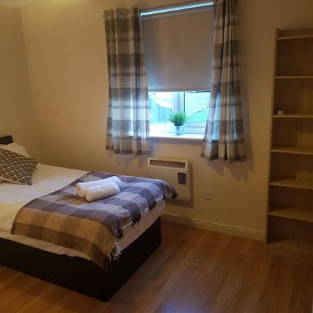 Livingston Business And Contractor Apartment Kültér fotó