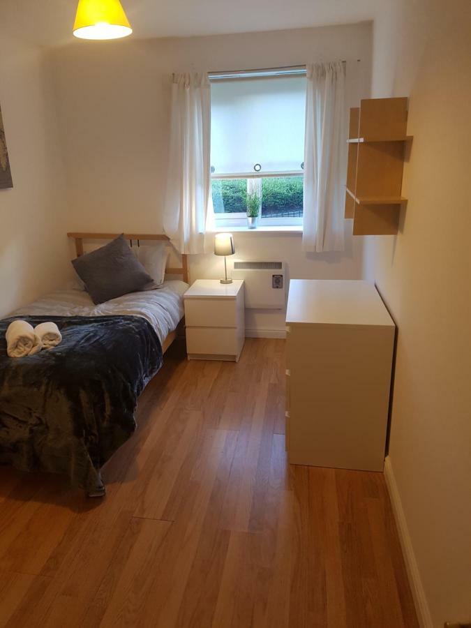 Livingston Business And Contractor Apartment Kültér fotó
