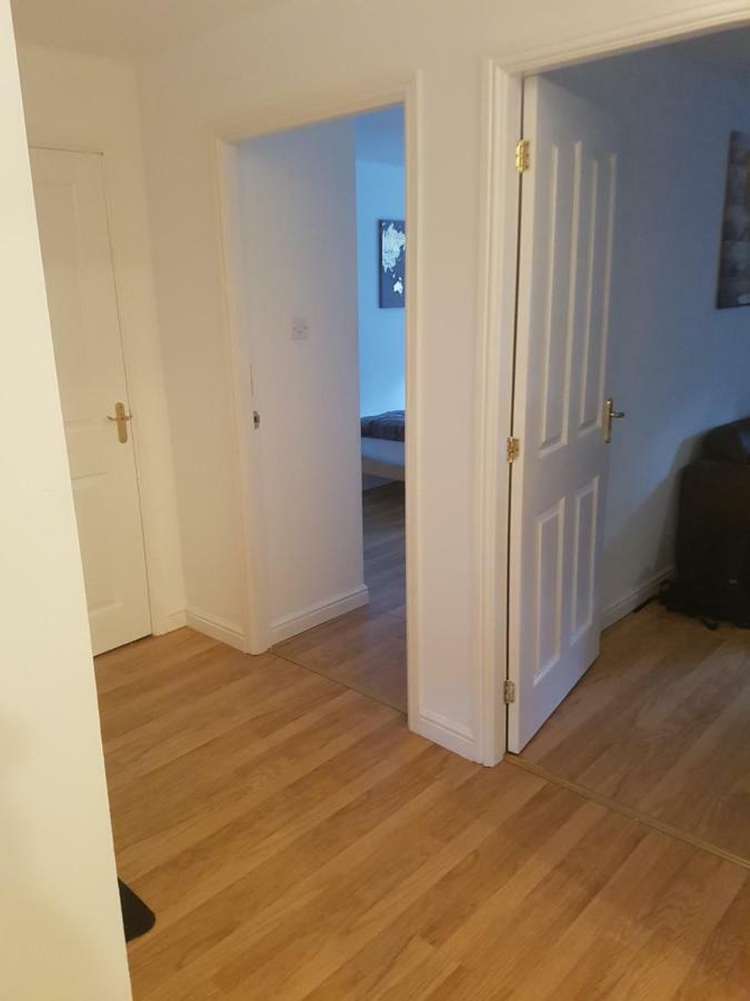 Livingston Business And Contractor Apartment Kültér fotó